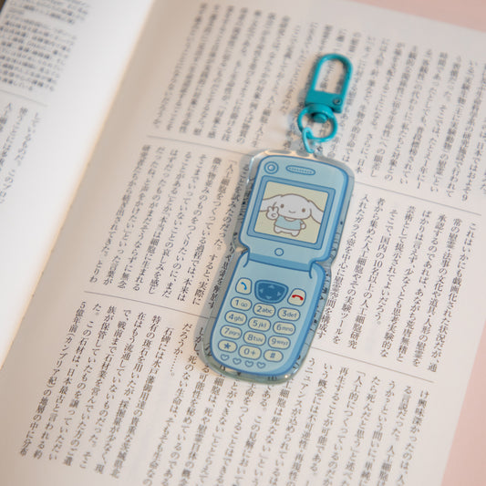 CINNAMOROLL FLIP PHONE